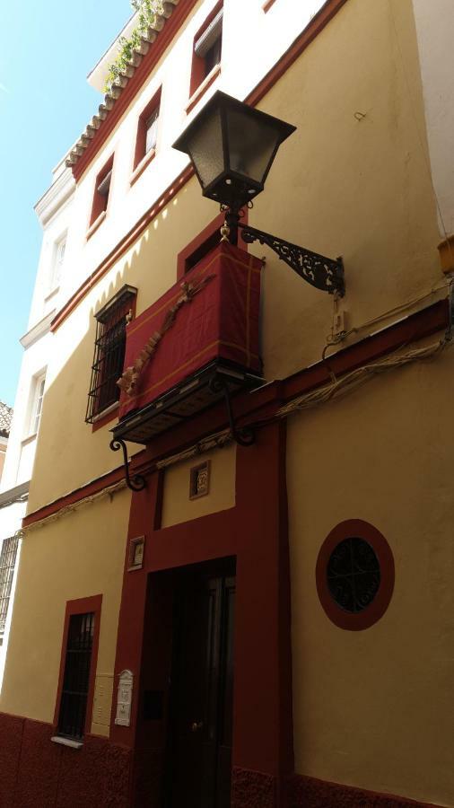 Recuerdos De La Abuela Apartment Seville Exterior photo